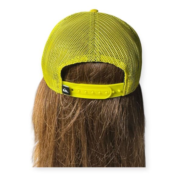 Quiksilver x Stranger Things Snapback Hat Pizza Delivery Yellow Trucker Hat Rare - Picture 3 of 7